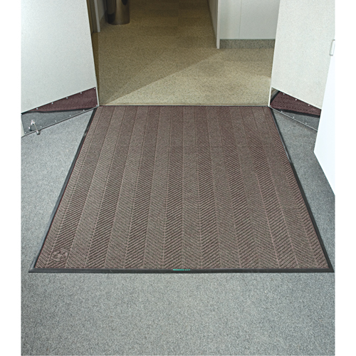 Waterhog&reg; Eco Elite Matting, Wiper/Scraper, 4' x 6' x 3/8", Chestnut Brown Advanced Consulting and Training Ltd.