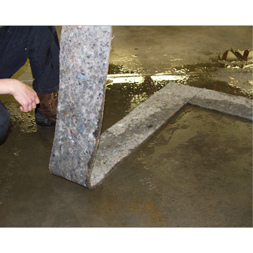 Bandes Husky Spilltration, Huile seulement, 64" x 8", 4 gal. d'absorption Advanced Consulting and Training Ltd.