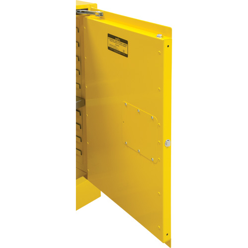 Armoire pour produits inflammables, 12 gal., 1 Porte(s), 23" La x 35" h x 18" p Advanced Consulting and Training Ltd.
