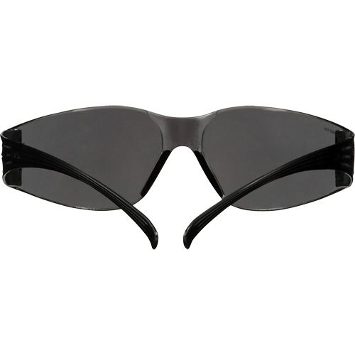 Lunettes de protection de s&eacute;rie 100 SecureFit, Lentille Gris, Antibu&eacute;e/Anti-&eacute;gratignures, ANSI Z87+/R&eacute;pond ou surpasse la norme CSA Z94.3 Advanced Consulting and Training Ltd.