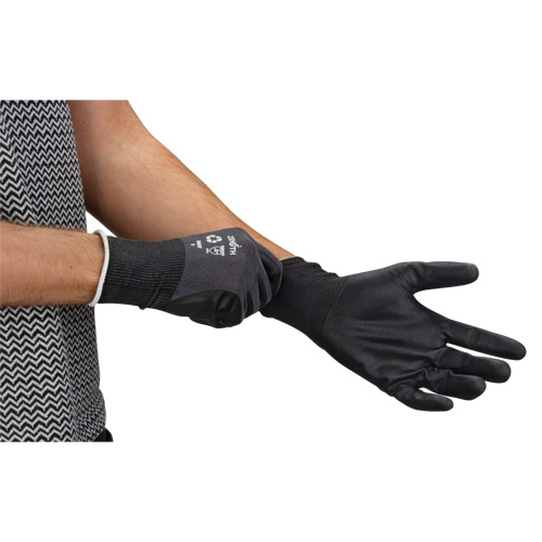 Eco-Friendly Breathable Coated Gloves, 7, Foam Nitrile Coating, 21 Gauge, Nylon/RPET Shell Advanced Consulting and Training Ltd.