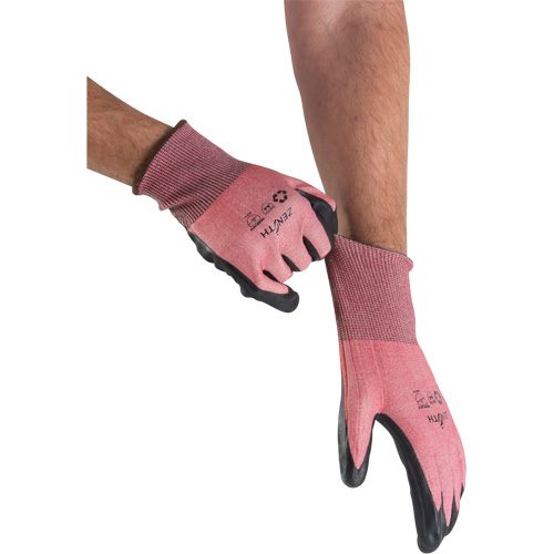 Gants &eacute;cologiques, l&eacute;gers, et r&eacute;sistants &agrave; la coupe, &agrave; haute dext&eacute;rit&eacute;, Taille 8, Calibre 18, Rev&ecirc;tement Mousse de nitrile, Enveloppe en Acier inoxydable/PEHP/rPET, ASTM ANSI niveau A4 Advanced Consulting and Training Ltd.