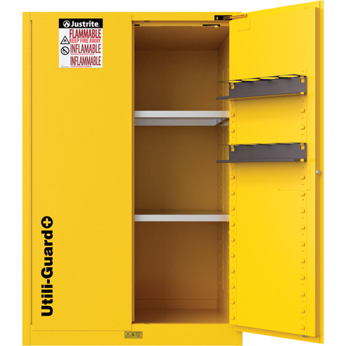 Armoire de s&eacute;curit&eacute; pour produits inflammables Utili-Guard+, 45 gal., 2 Porte(s), 43" La x 65" h x 22" p Advanced Consulting and Training Ltd.