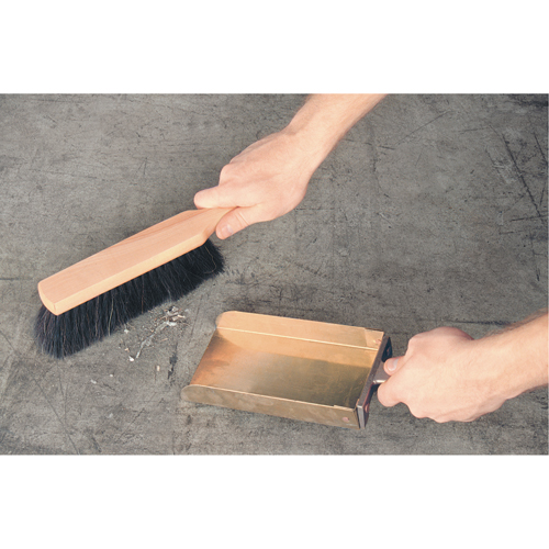 Dust Pan, Metal Advanced Consulting and Training Ltd.