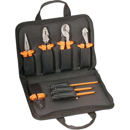 Ensembles d'outils isol&eacute;s de base, 8 M Advanced Consulting and Training Ltd.