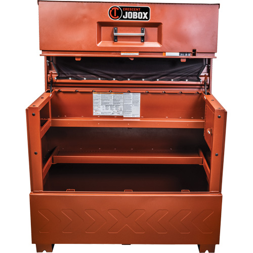 Coffre de style piano Site-Vault, 74" la x 31" p x 64" h, Orange Advanced Consulting and Training Ltd.