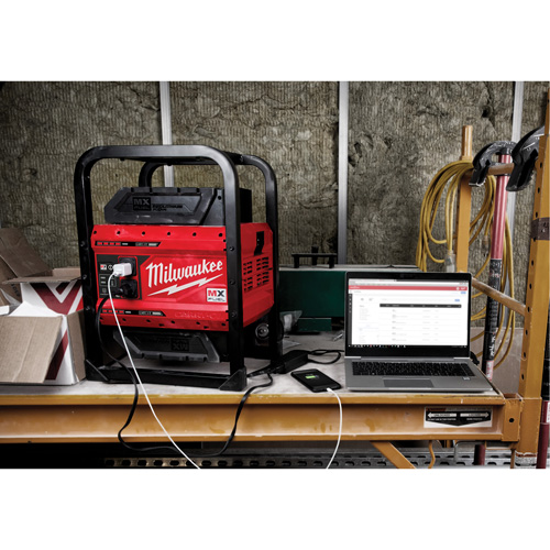 Bloc d'alimentation MX Fuel Carry-On, 1800 W/3600 W, Lithium-ion, 20-4/5" ha x 12" la x 15" p x 49,7 lb Advanced Consulting and Training Ltd.