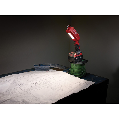 M18 Stick Light, Hook, Rechargeable, 300 Lumens Advanced Consulting and Training Ltd.