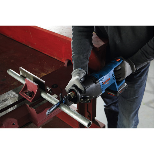 Scie alternative avec poign&eacute;e en D (outil seulement), 18 V, Lithium-ion Bloc-pile, 2700 coups/min Advanced Consulting and Training Ltd.