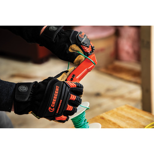 Retractable Knife, Steel, Aluminum Handle Advanced Consulting and Training Ltd.