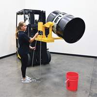 Porte-baril pour chariot &agrave; fourche, Pour 55 gal. US (45,8 gal imp&eacute;rial) Advanced Consulting and Training Ltd.
