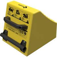 Cale de roue ultra-robuste pour l'exploitation mini&egrave;re Checkers Safety, PEHD, Jaune, 14-1/2" la x 17-1/2" p x 16" h Advanced Consulting and Training Ltd.