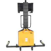 Gerbeur motoris&eacute; avec m&acirc;t &eacute;troit, Fonctionnement &eacute;lectrique, Capacit&eacute; 1500 lb, Lev&eacute;e max 63" Advanced Consulting and Training Ltd.