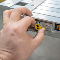 Planche de travail t&eacute;lescopique, 204" la x 12" pr, Capacit&eacute; de 250 lb, D&eacute;mont&eacute; Advanced Consulting and Training Ltd.