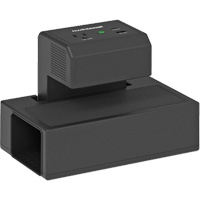 Poste de recharge &agrave; pince pour bureau KwikBoost EdgePower Advanced Consulting and Training Ltd.