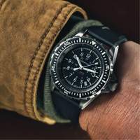 Grande montre automatique de plong&eacute;e, Num&eacute;rique, &agrave; piles, 41 mm, Noir Advanced Consulting and Training Ltd.