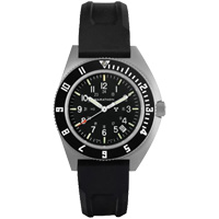 Montre Steel Navigator avec date sur ensemble bracelet en caoutchouc noir de trois morceaux, Num&eacute;rique, &agrave; piles, 41 mm, Noir Advanced Consulting and Training Ltd.
