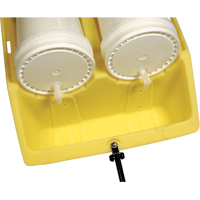 Unit&eacute; mobile Mini-Racker, 31" lo x 29" la x 15,2" ha, 10 gal. US Capacit&eacute; Advanced Consulting and Training Ltd.
