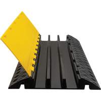 Protecteur de c&acirc;bles en polyur&eacute;thane, 3 canaux, 35,43" lo x 19,69" la x 3" h Advanced Consulting and Training Ltd.