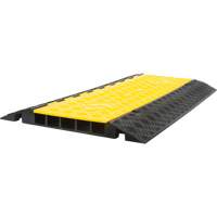 Protecteur de c&acirc;bles en polyur&eacute;thane, 5 canaux, 35,43" lo x 19,69" la x 2" h Advanced Consulting and Training Ltd.