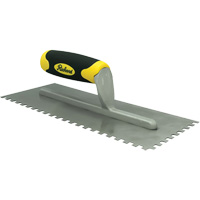 Truelles dent&eacute;es avec prise Ergo-Grip pour lapplication des adh&eacute;sifs Advanced Consulting and Training Ltd.