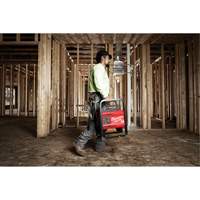 Bloc d'alimentation MX Fuel Carry-On, 1800 W/3600 W, Lithium-ion, 20-4/5" ha x 12" la x 15" p x 49,7 lb Advanced Consulting and Training Ltd.