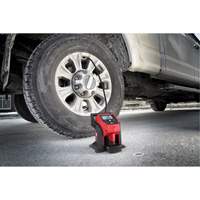 Trousse de gonfleur compact M12 Advanced Consulting and Training Ltd.
