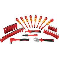 Jeu d'outils et douilles isol&eacute;s, 44 M Advanced Consulting and Training Ltd.